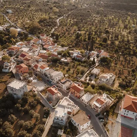 Cozy & Peaceful In Chalki *