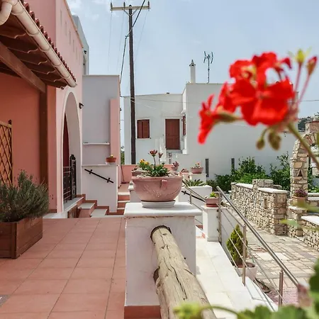 Cozy & Peaceful In Chalki Khalkíon
