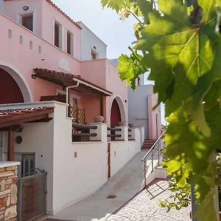 Cozy & Peaceful In Chalki * Khalkion